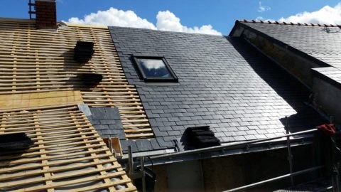 Rénovation toiture ardoise avec liteaux